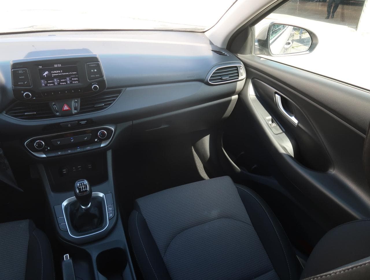 2017 Hyundai i30 - 11