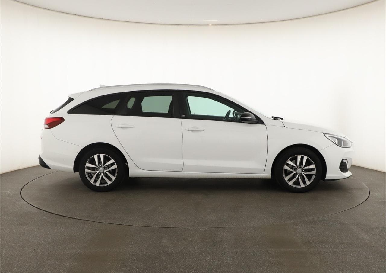2019 Hyundai i30 - 8