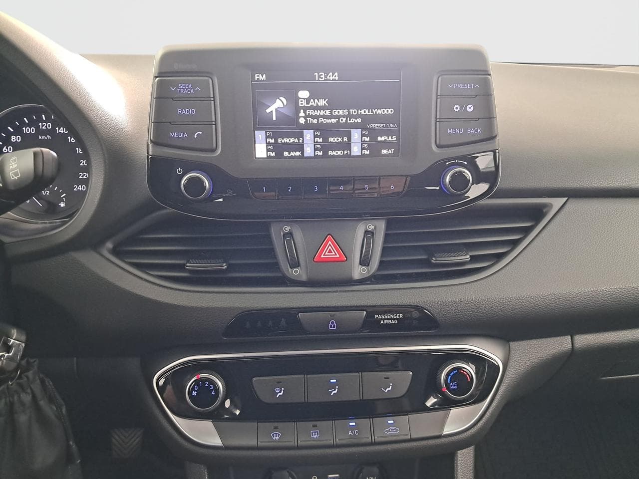 2017 Hyundai i30 - 18