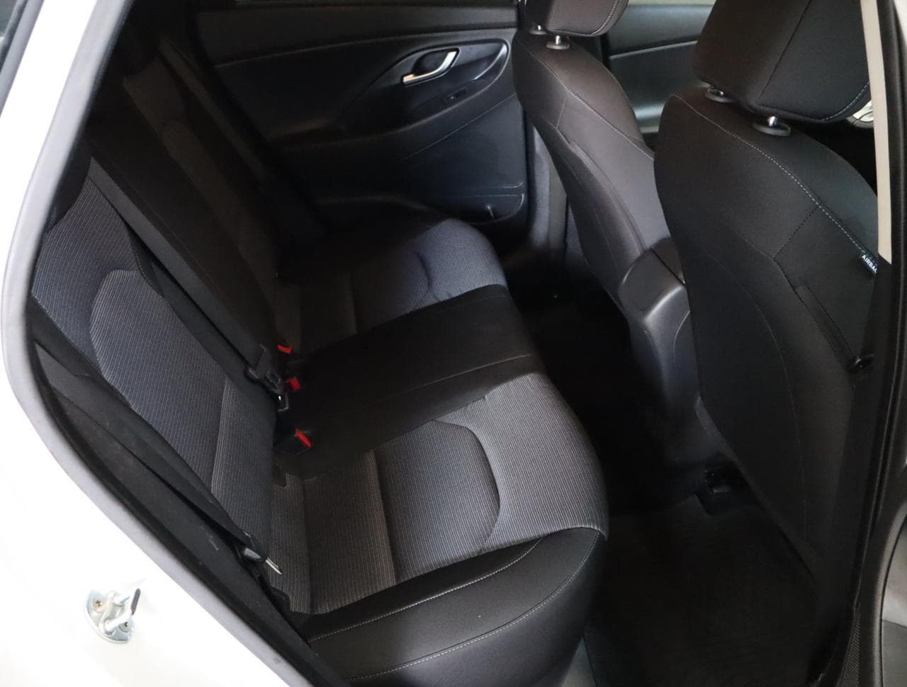 2021 Hyundai i30 - 13
