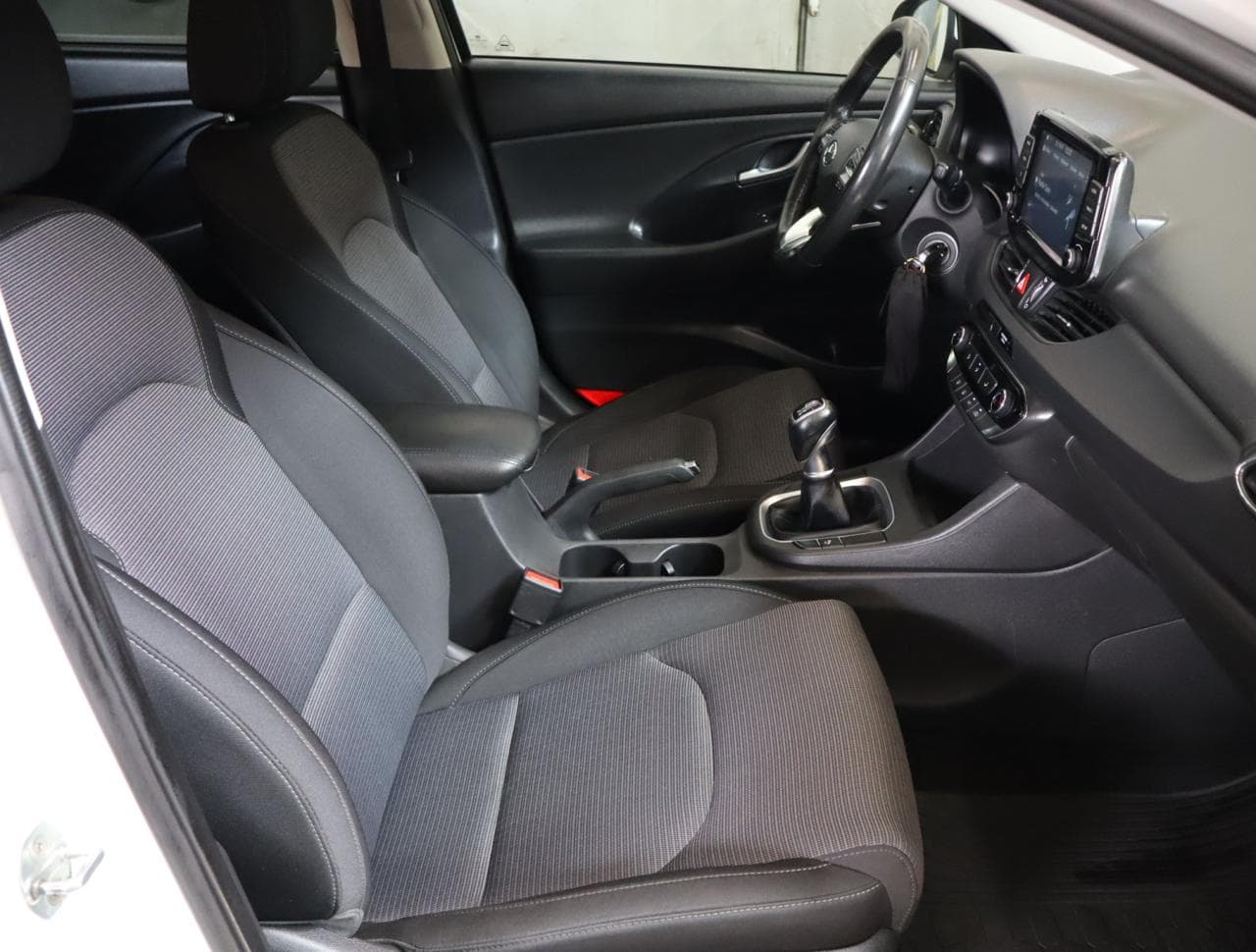 2021 Hyundai i30 - 12
