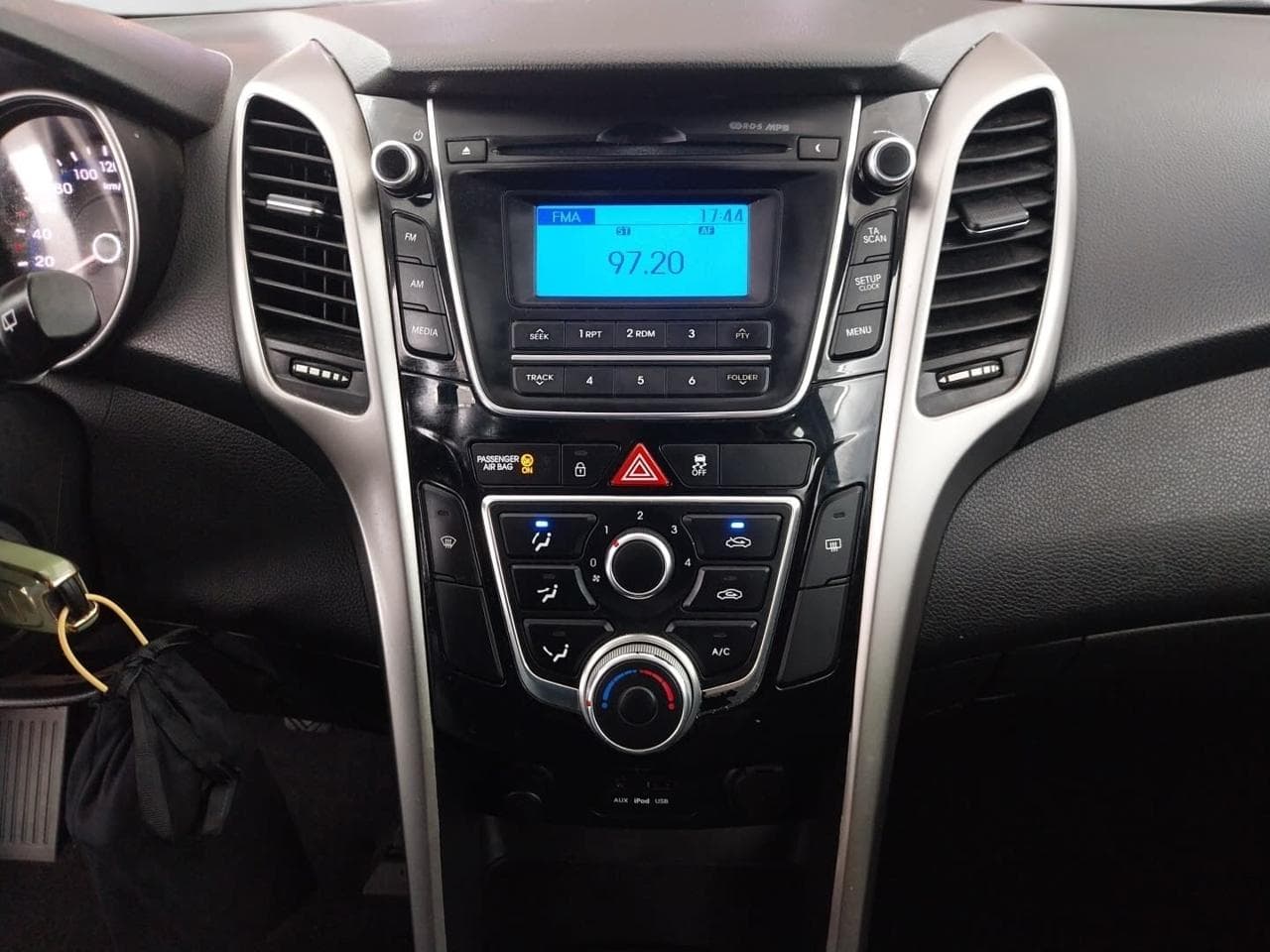 2012 Hyundai i30 - 18