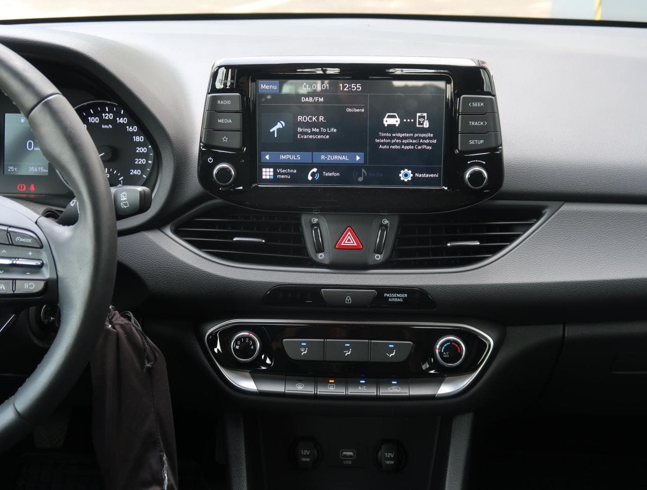 2022 Hyundai i30 - 18