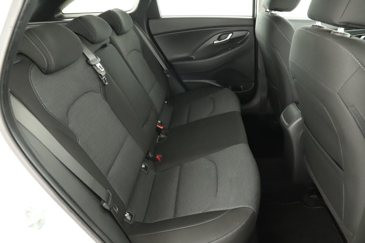 2022 Hyundai i30 - 10