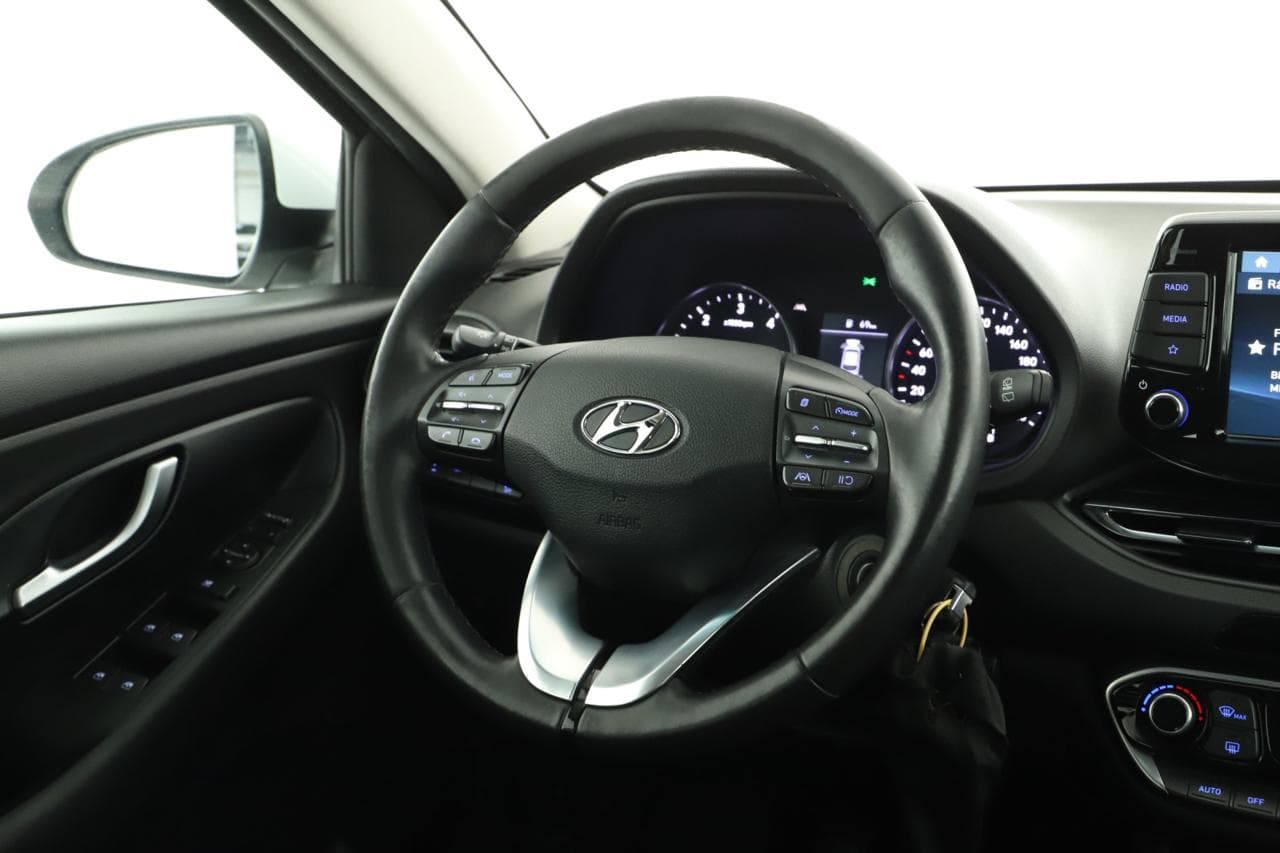 2022 Hyundai i30 - 14