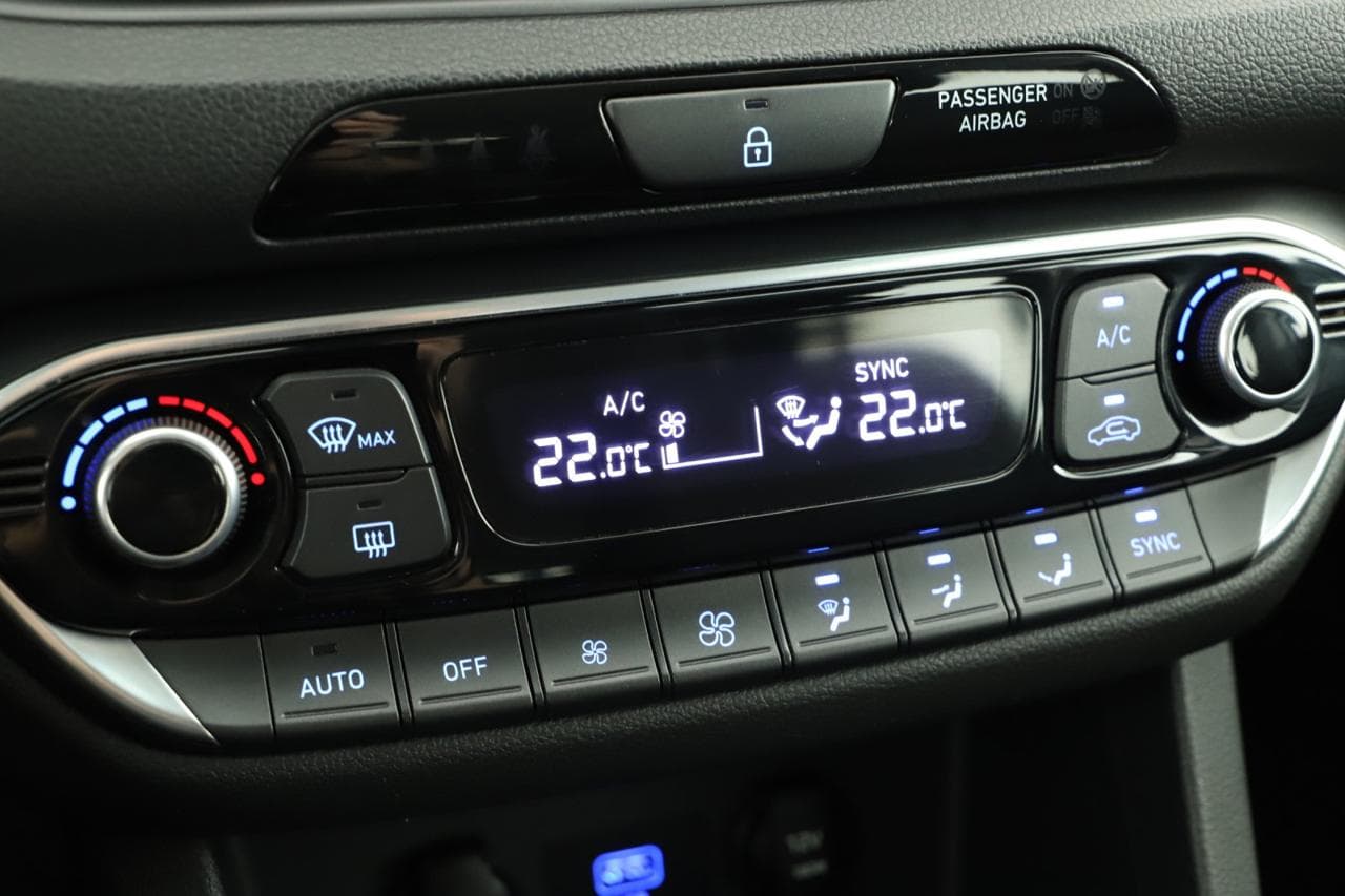 2022 Hyundai i30 - 17