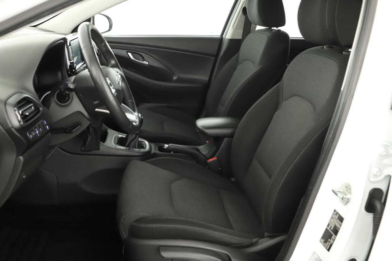 2022 Hyundai i30 - 12