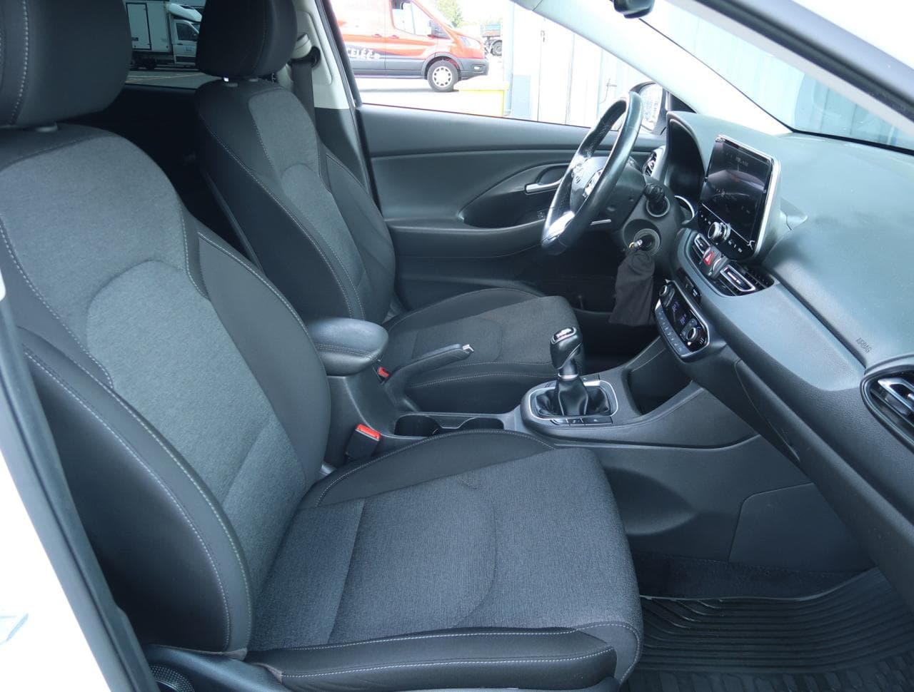 2022 Hyundai i30 - 12