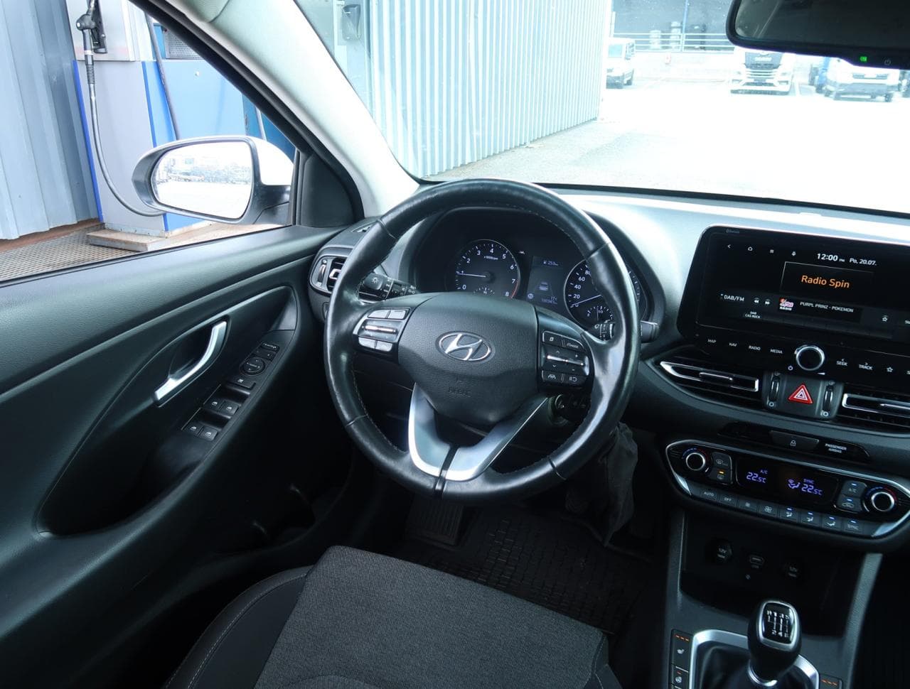 2022 Hyundai i30 - 9