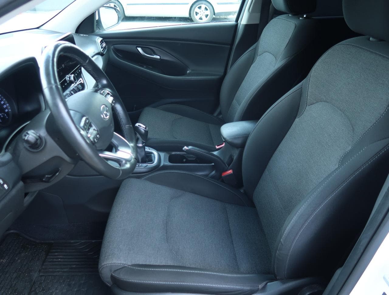 2022 Hyundai i30 - 16