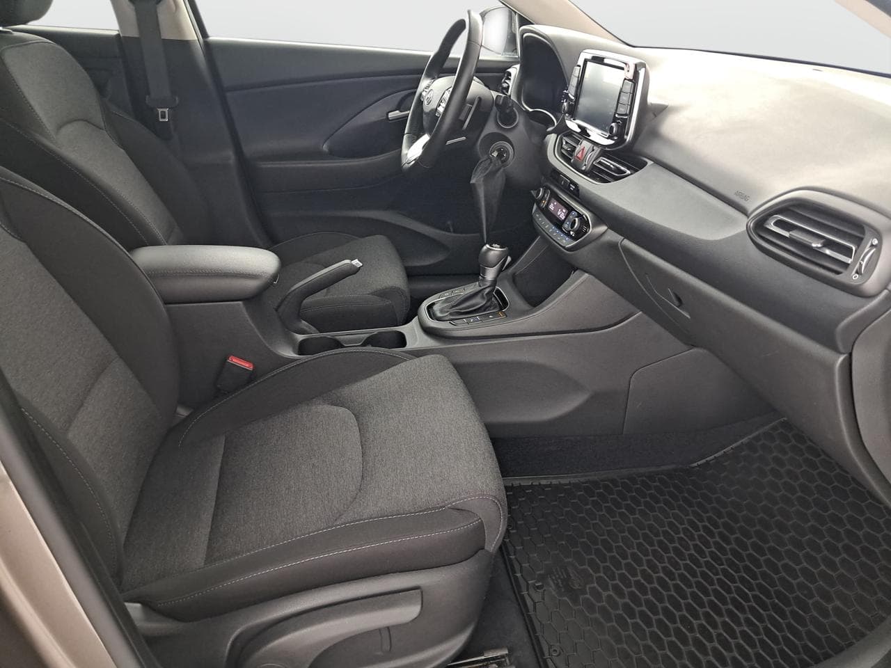 2023 Hyundai i30 - 12