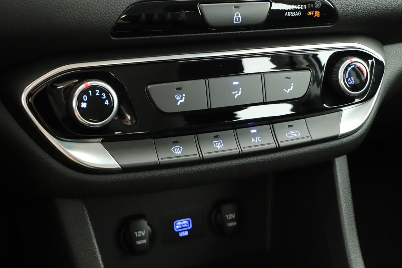 2021 Hyundai i30 - 17