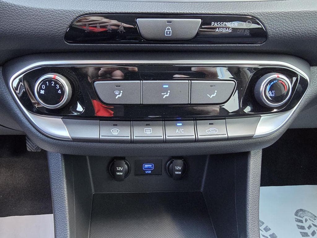 2024 Hyundai i30 - 18