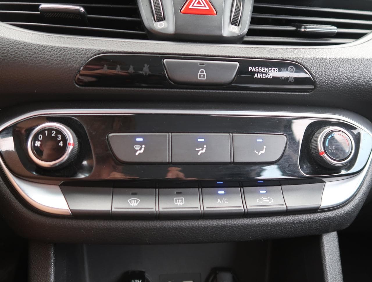 2018 Hyundai i30 - 19