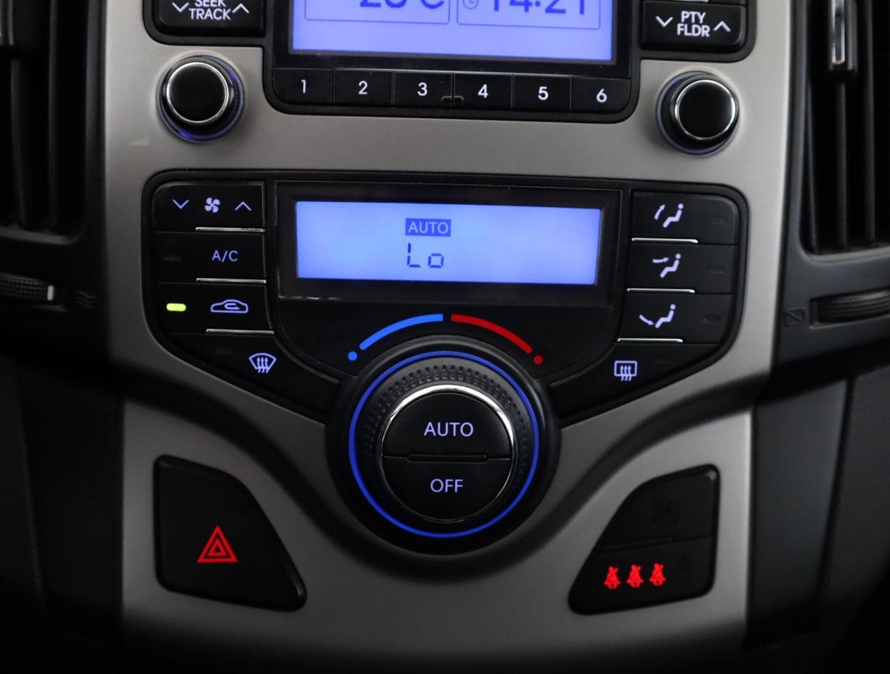 2012 Hyundai i30 - 18