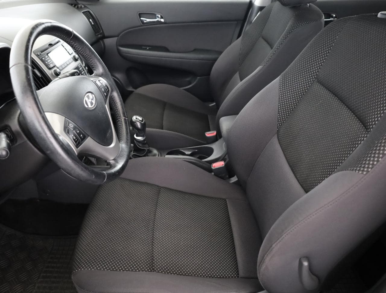 2012 Hyundai i30 - 13