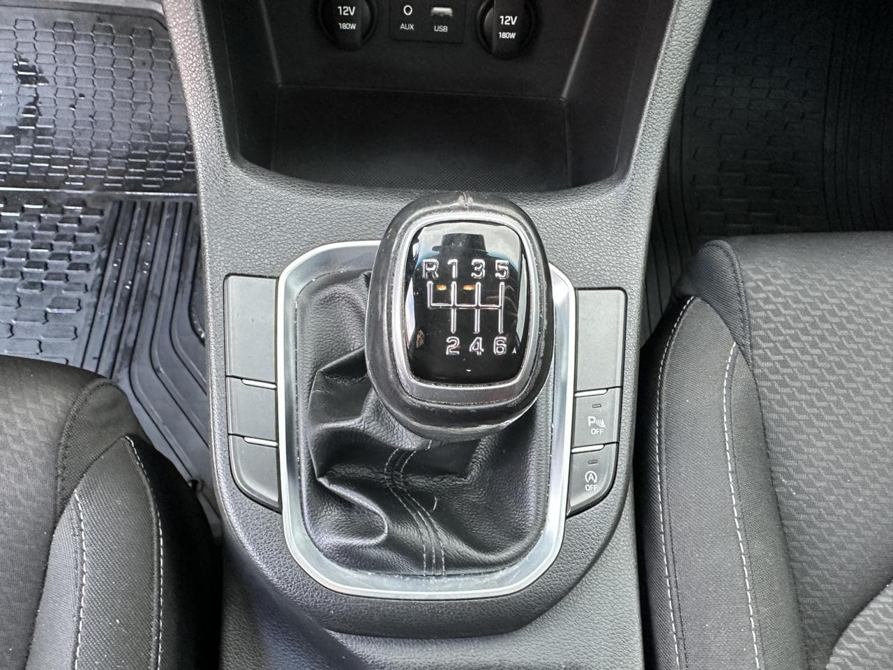 2018 Hyundai i30 - 17