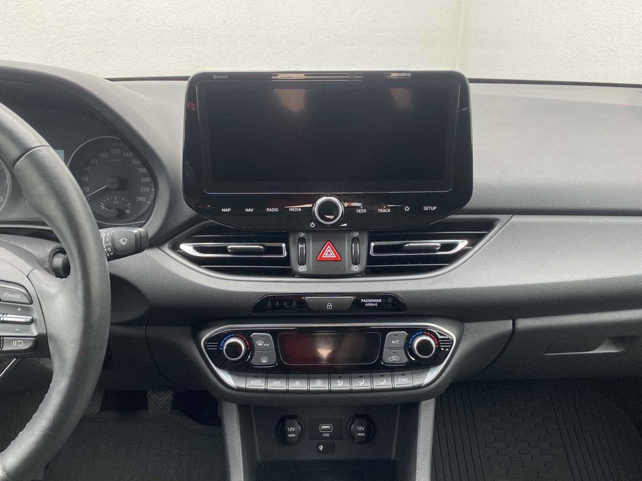 2022 Hyundai i30 - 12