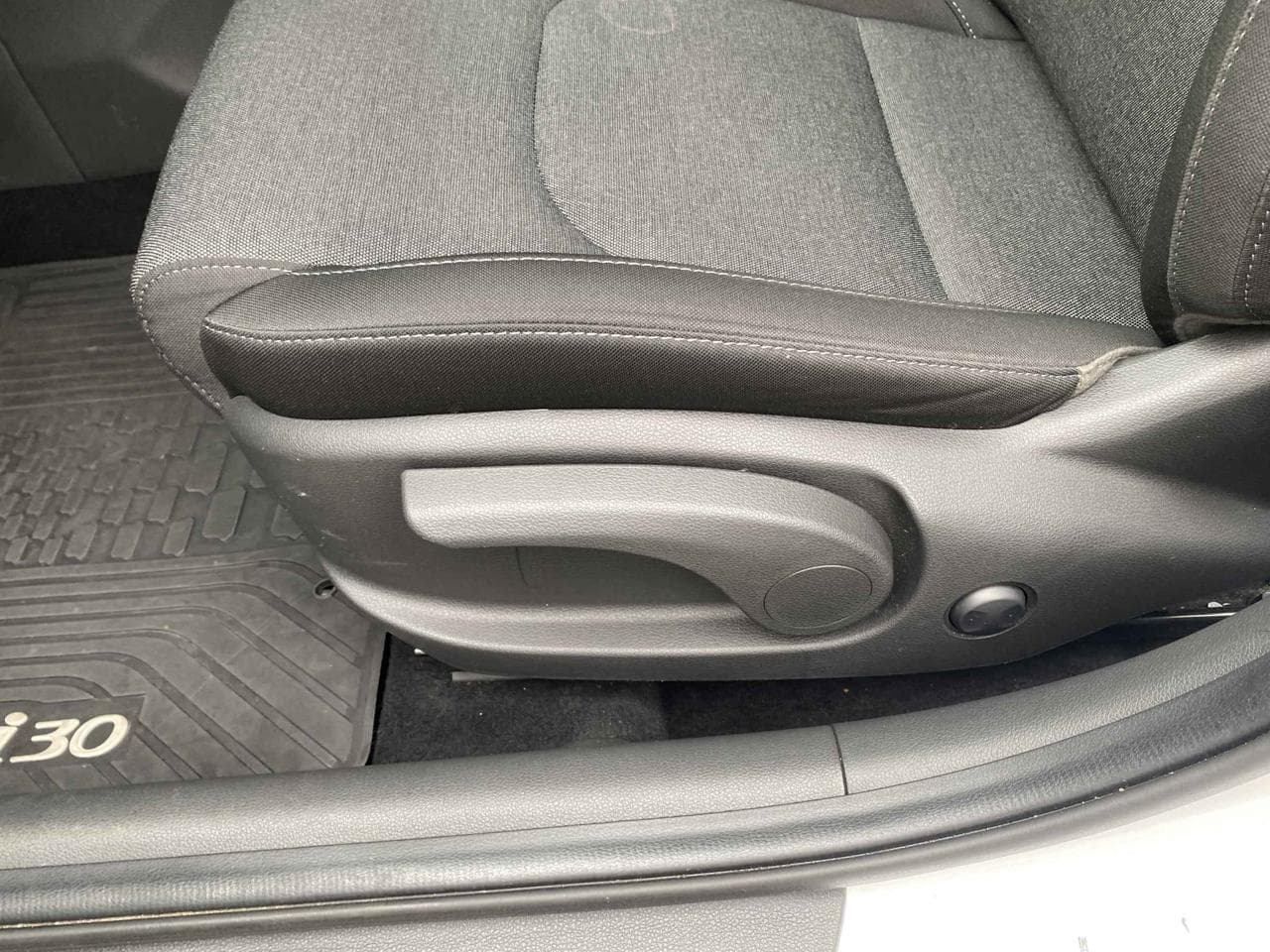 2022 Hyundai i30 - 14