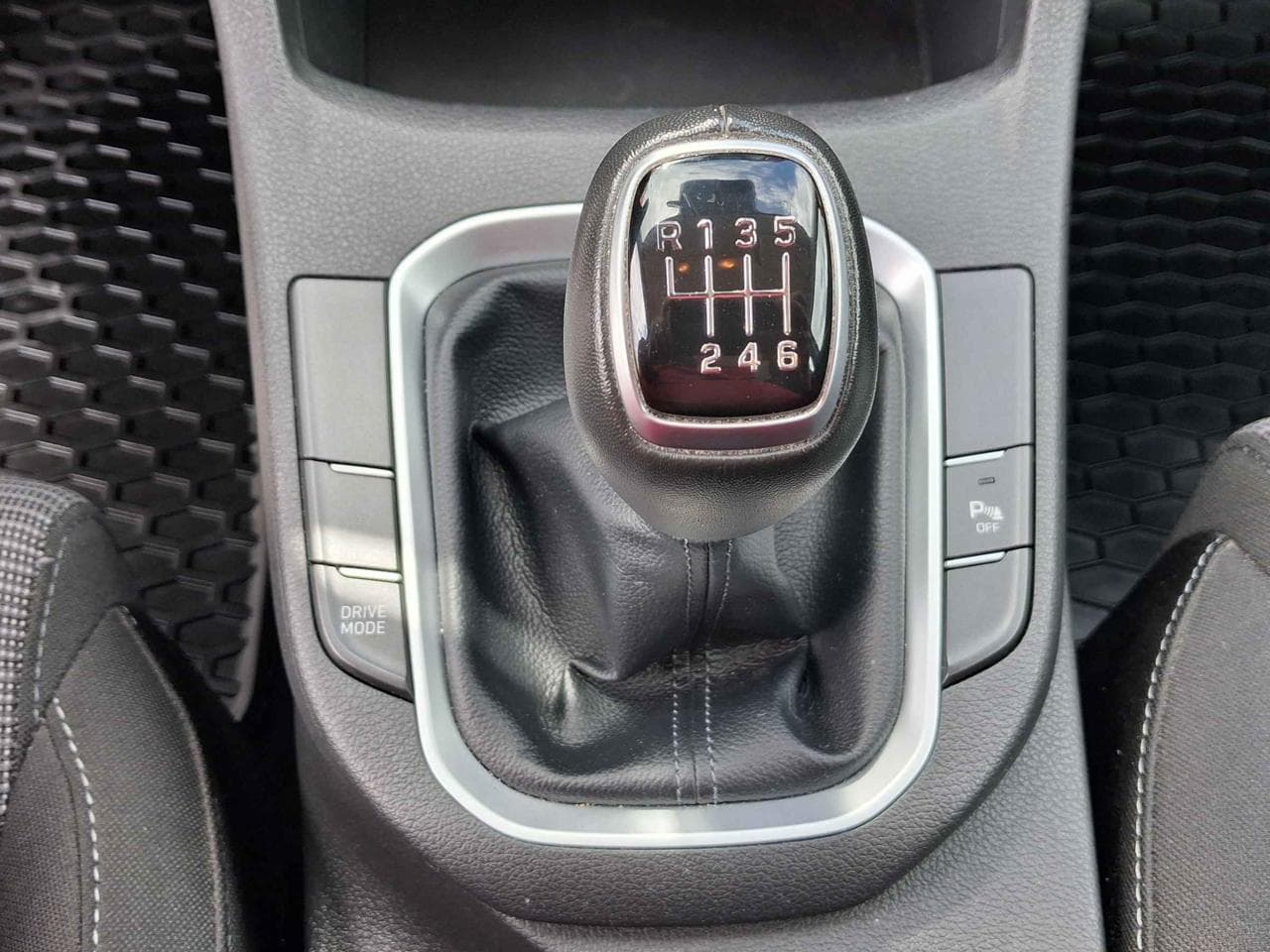 2020 Hyundai i30 - 29