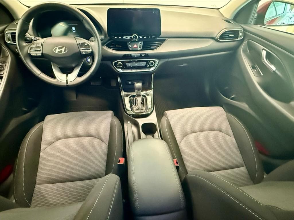 2025 Hyundai i30 - 12