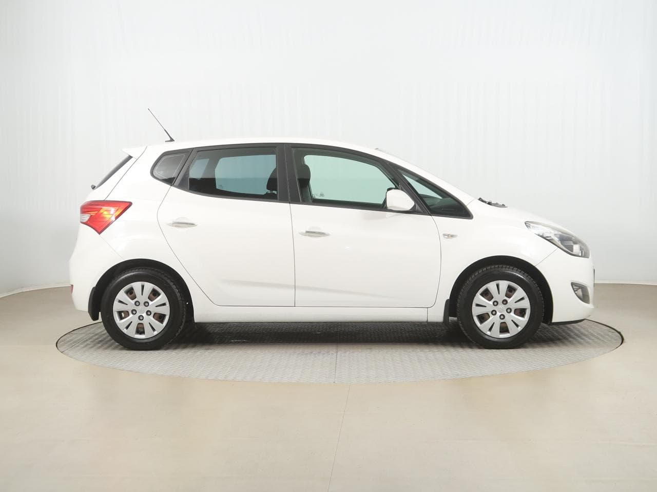 2012 Hyundai ix20 - 8