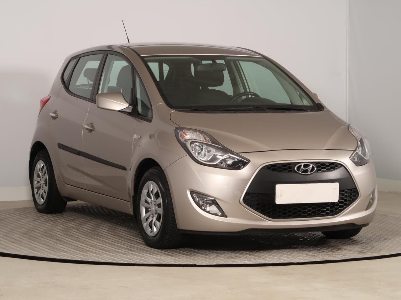 Hyundai ix20 1.4 CVVT 66kW MPV