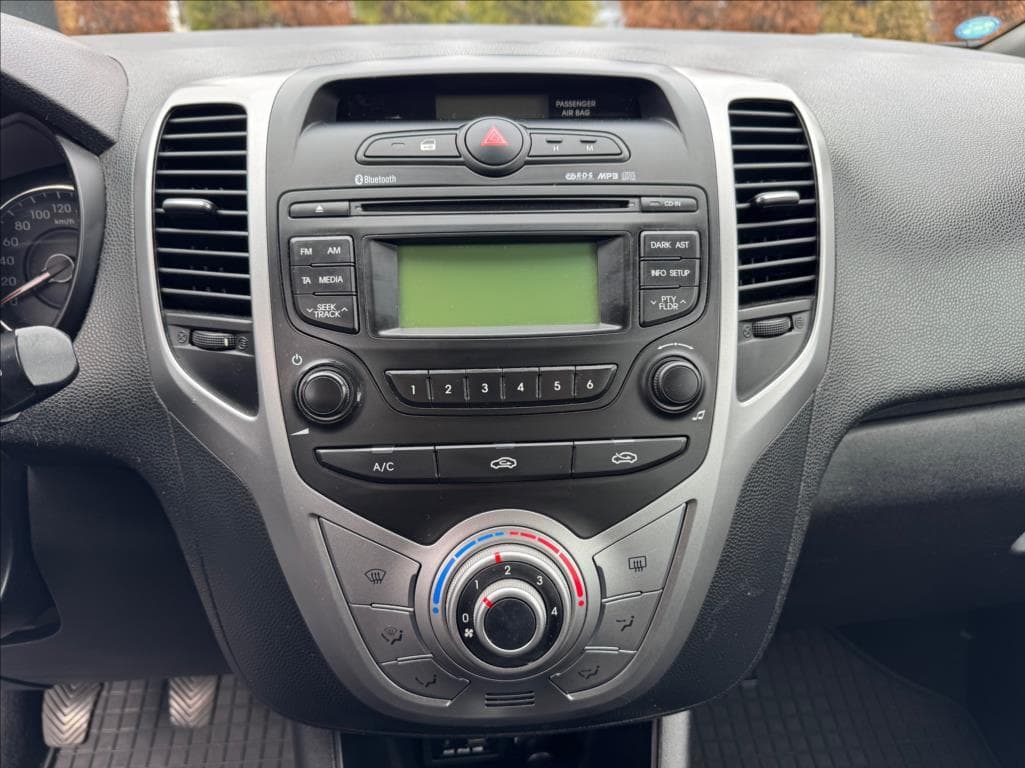 2011 Hyundai ix20 - 28