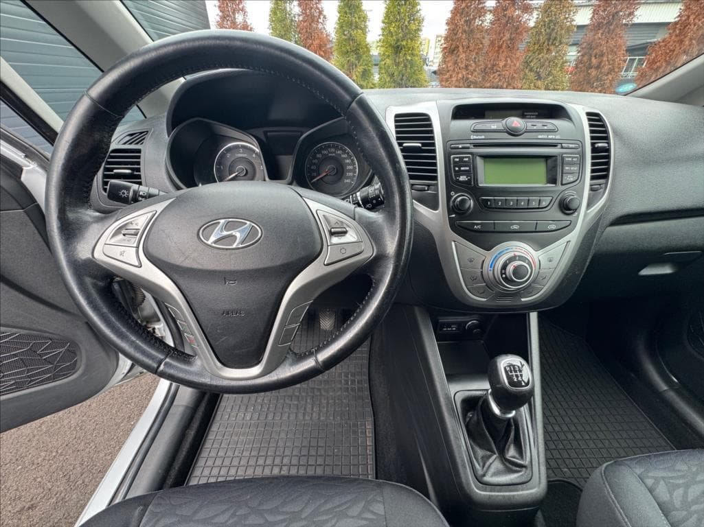 2011 Hyundai ix20 - 22