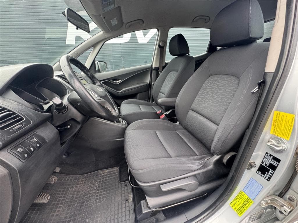 2011 Hyundai ix20 - 16