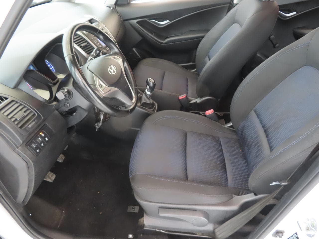2016 Hyundai ix20 - 16