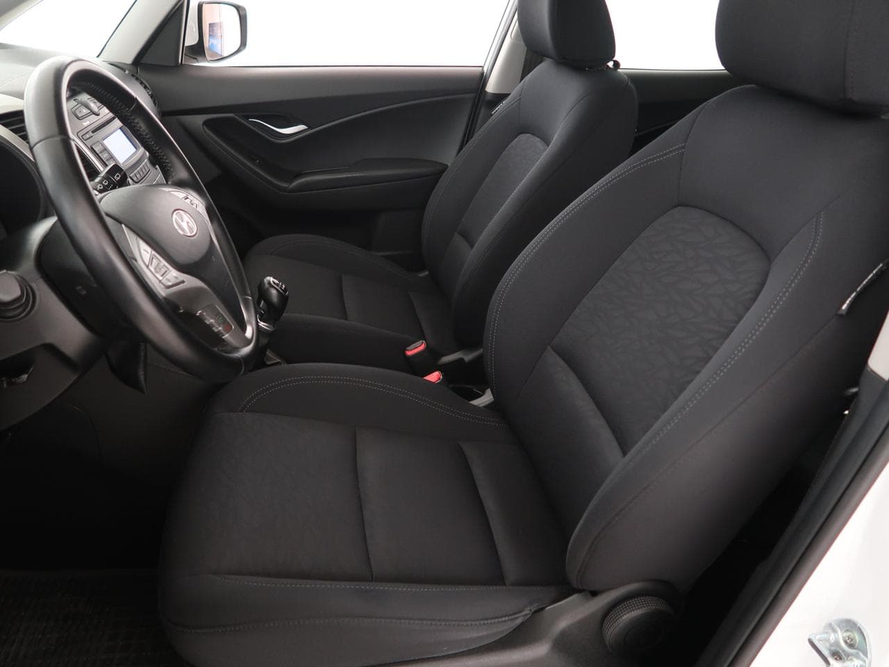 2019 Hyundai ix20 - 22