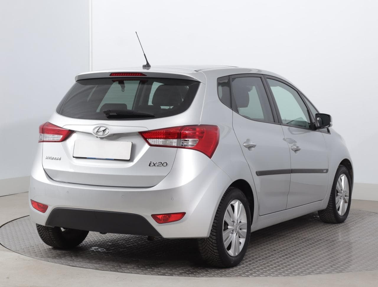 2013 Hyundai ix20 - 13