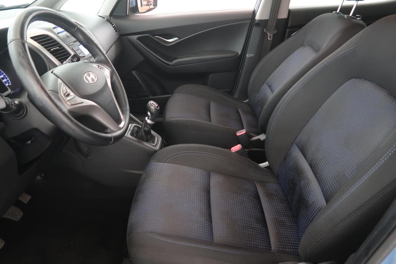 2012 Hyundai ix20 - 30