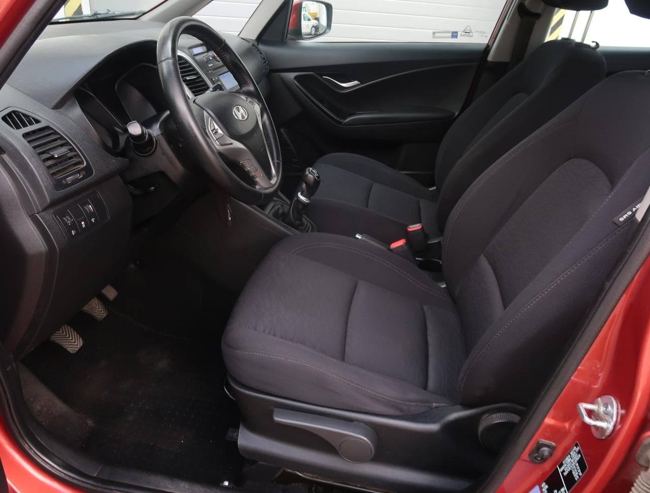 2011 Hyundai ix20 - 16