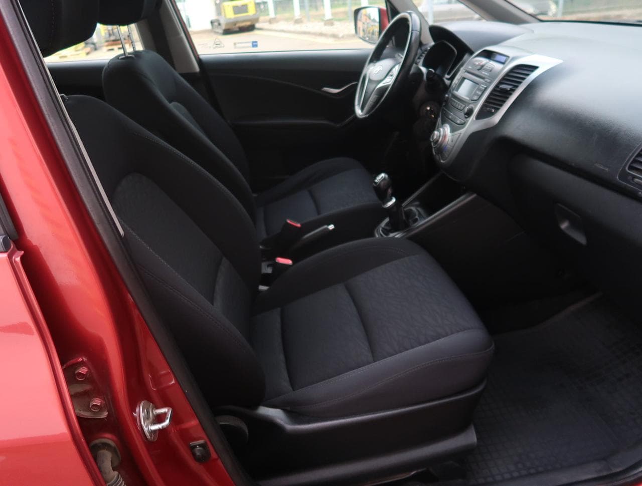 2011 Hyundai ix20 - 12