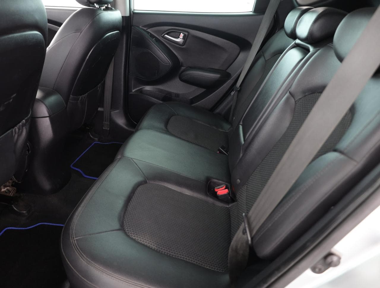 2012 Hyundai ix35 - 12