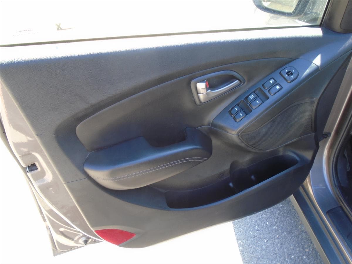 2013 Hyundai ix35 - 17