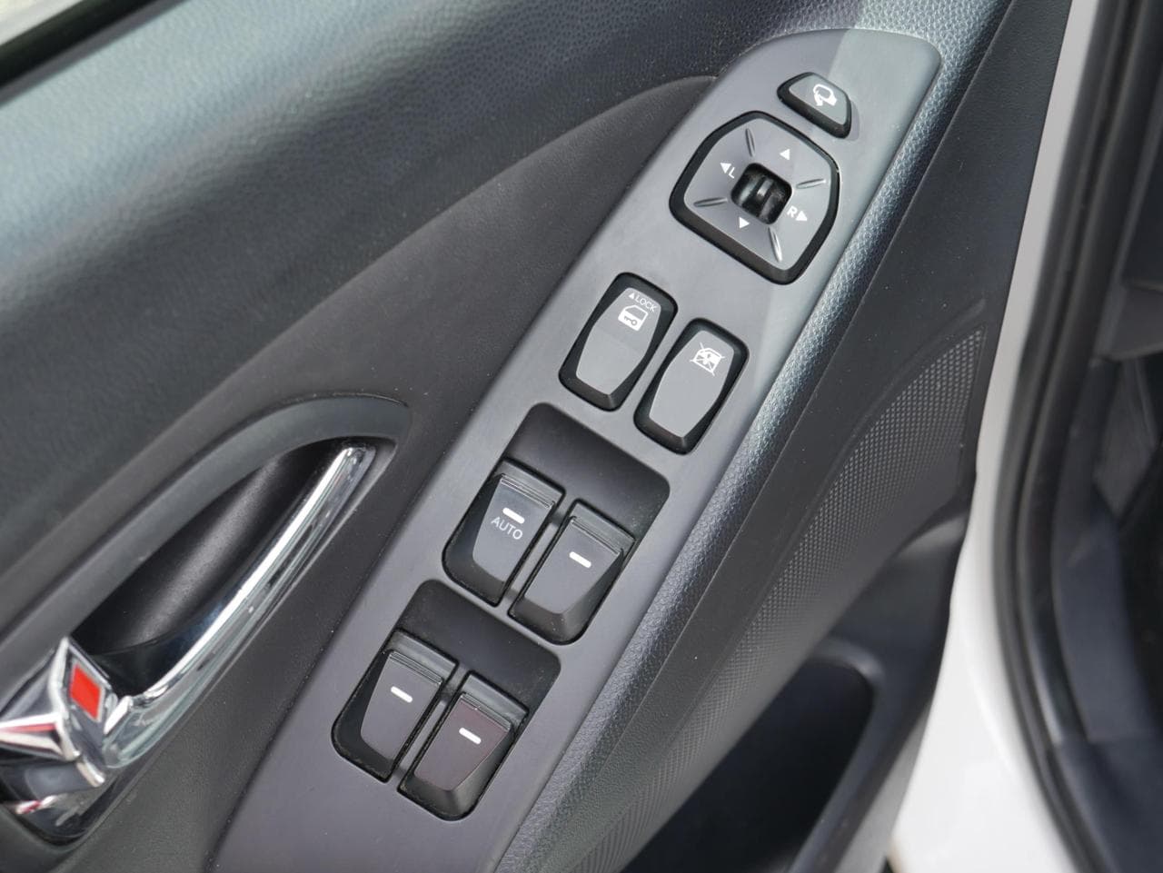 2012 Hyundai ix35 - 19