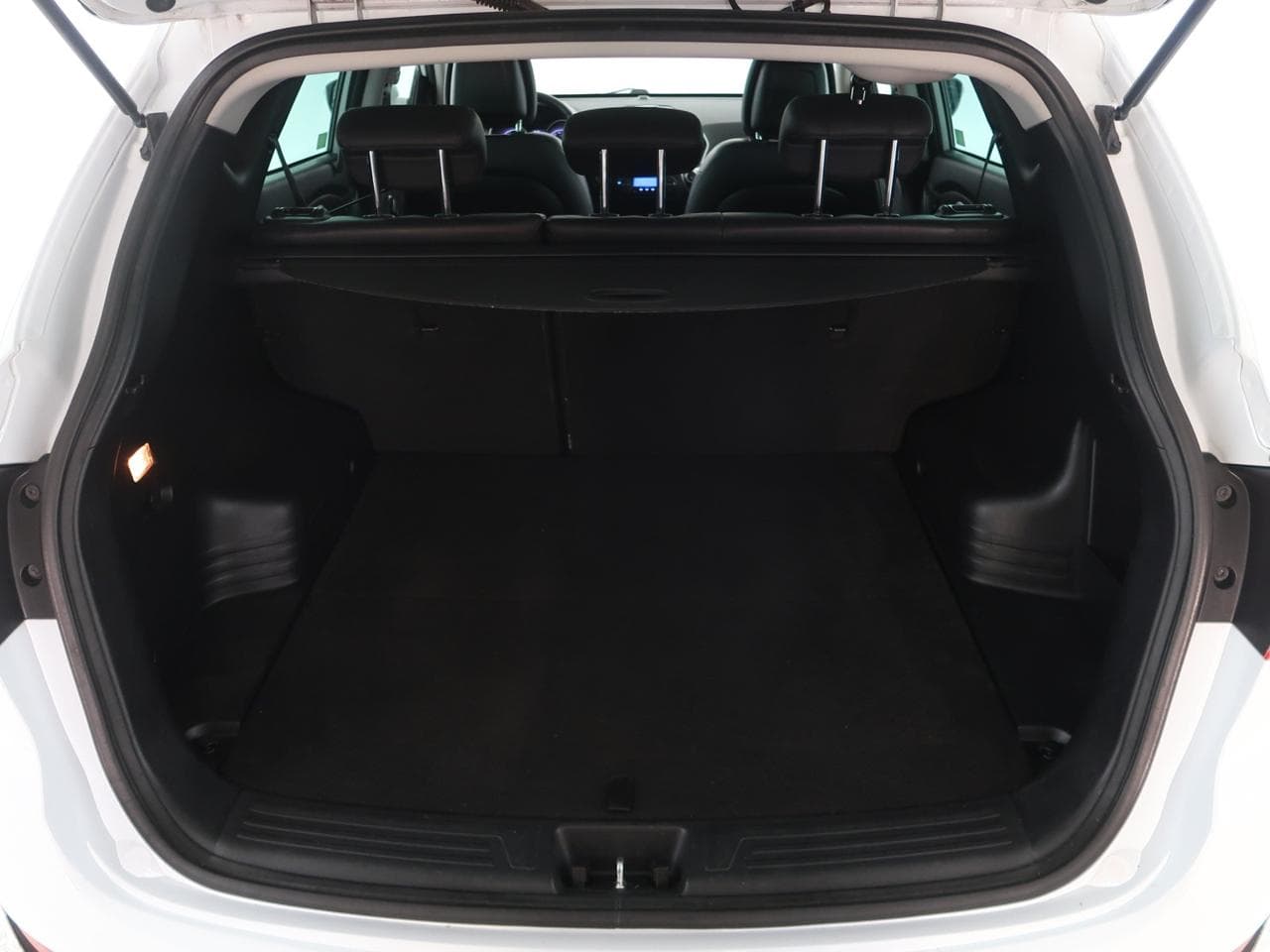 2012 Hyundai ix35 - 37