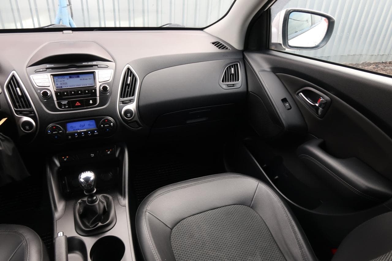 2012 Hyundai ix35 - 11
