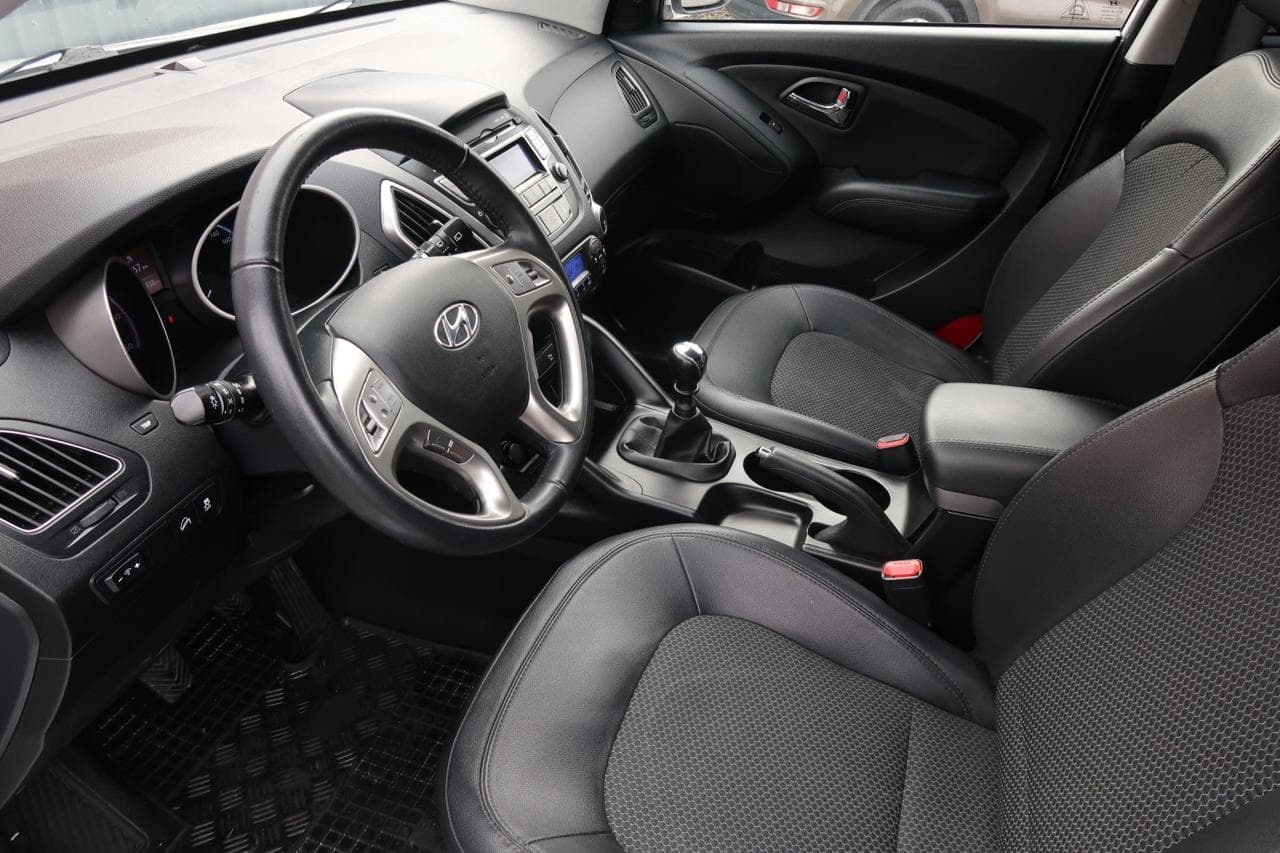 2012 Hyundai ix35 - 16