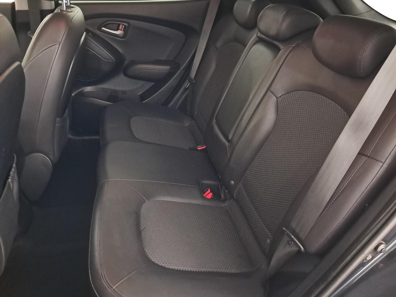 2011 Hyundai ix35 - 27