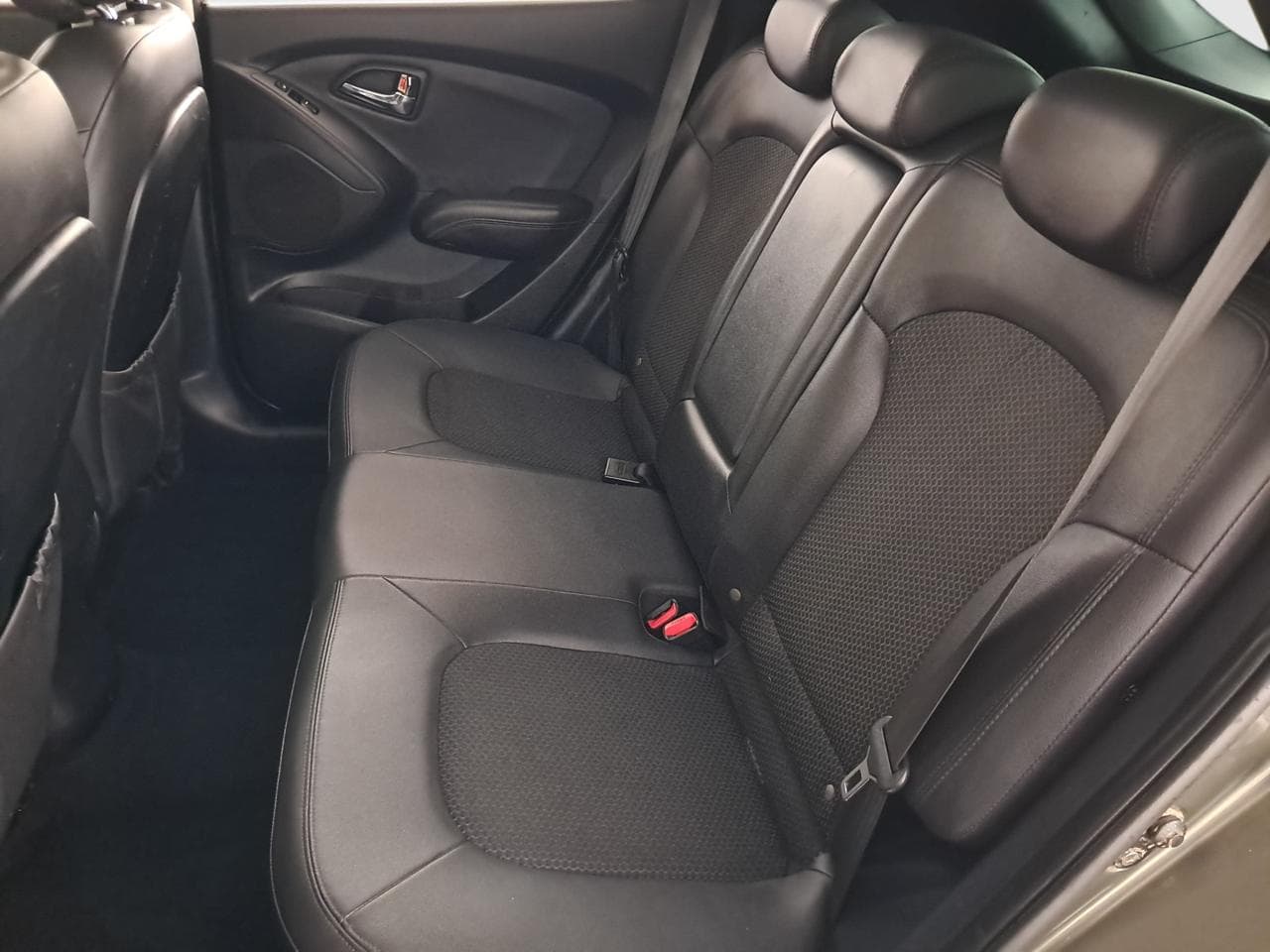 2011 Hyundai ix35 - 15