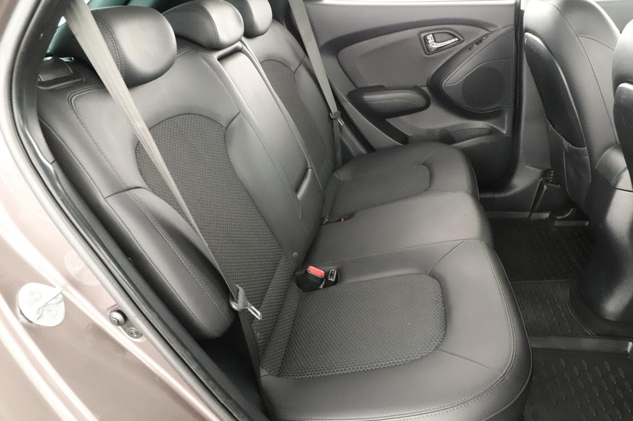 2012 Hyundai ix35 - 11