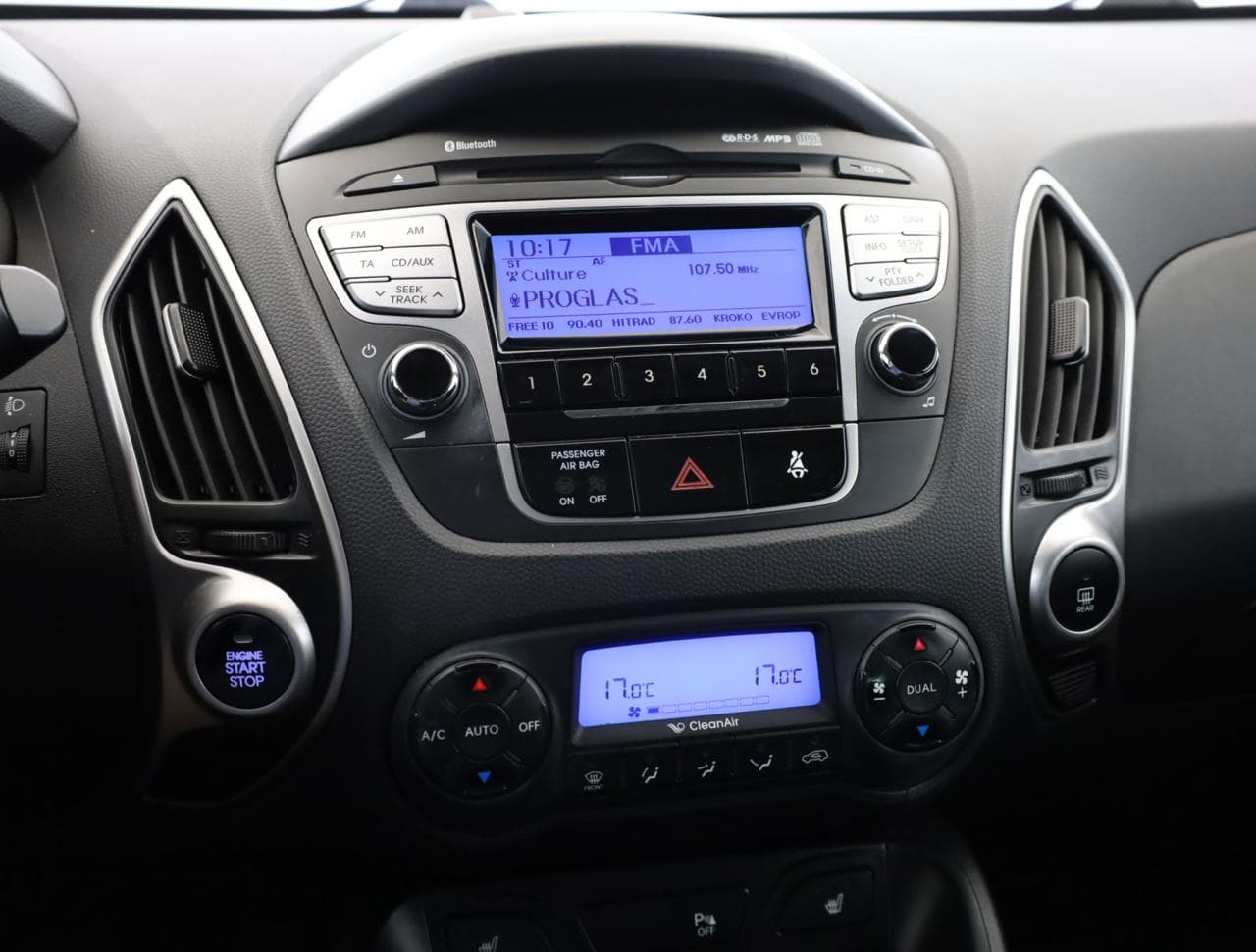 2011 Hyundai ix35 - 15