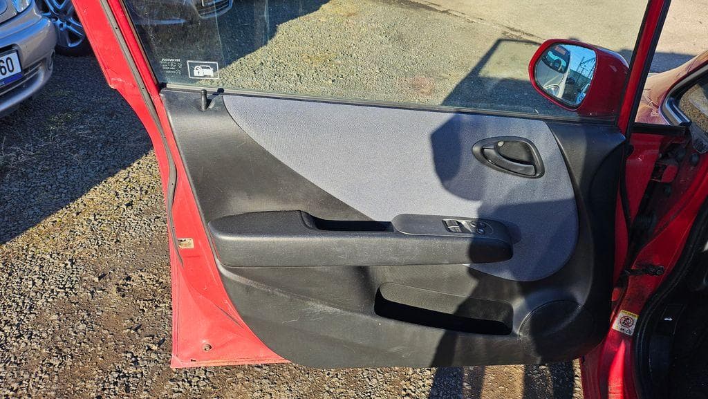 2005 Honda Jazz - 12