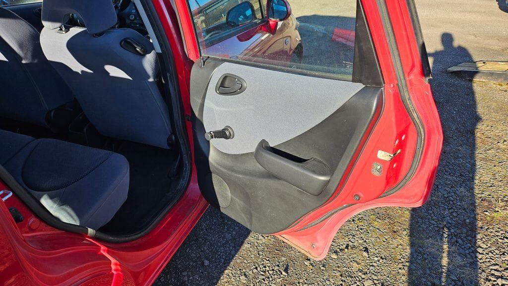 2005 Honda Jazz - 13