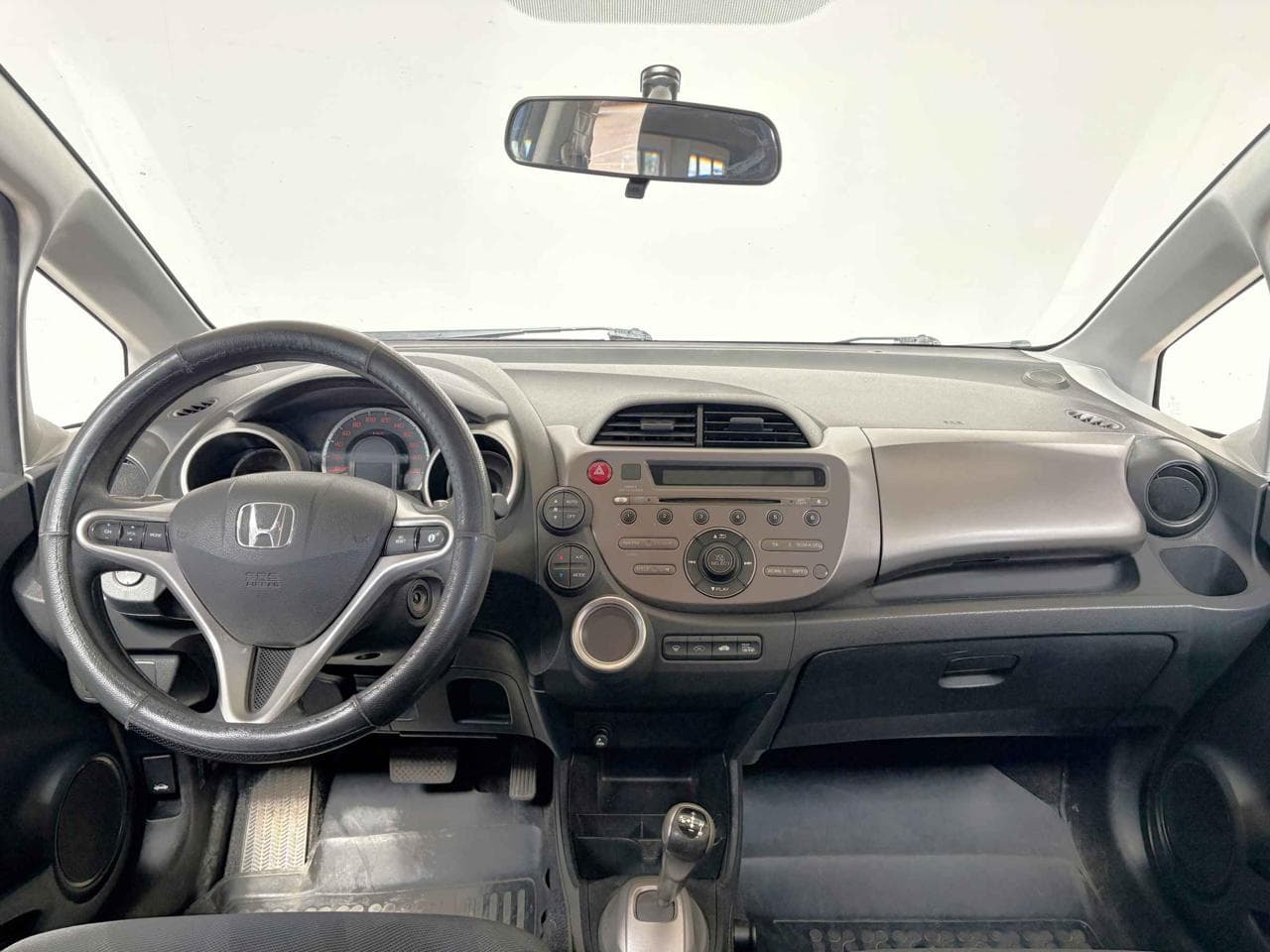 2009 Honda JAZZ - 13