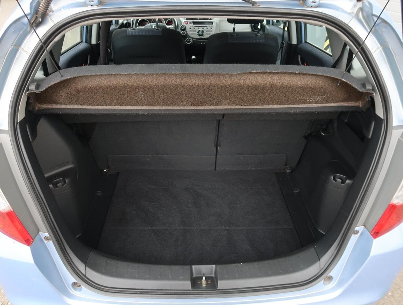 2010 Honda JAZZ - 19